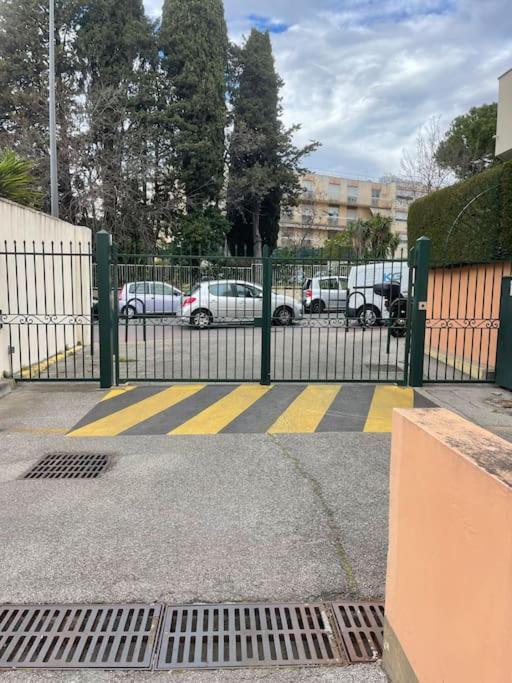 7Mn From The Center/ Pool/Parking Apartman Cannes Kültér fotó