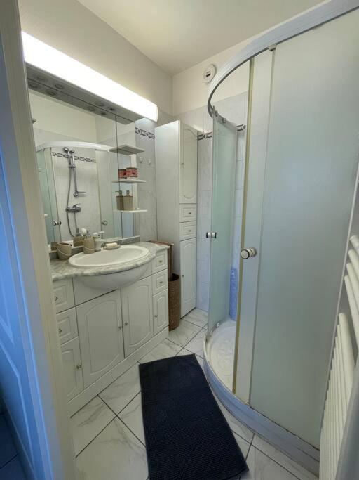 7Mn From The Center/ Pool/Parking Apartman Cannes Kültér fotó